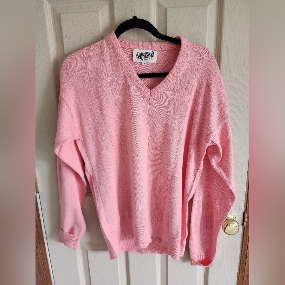 Puritan women's 100% cotton salmon-colored sweater size M.